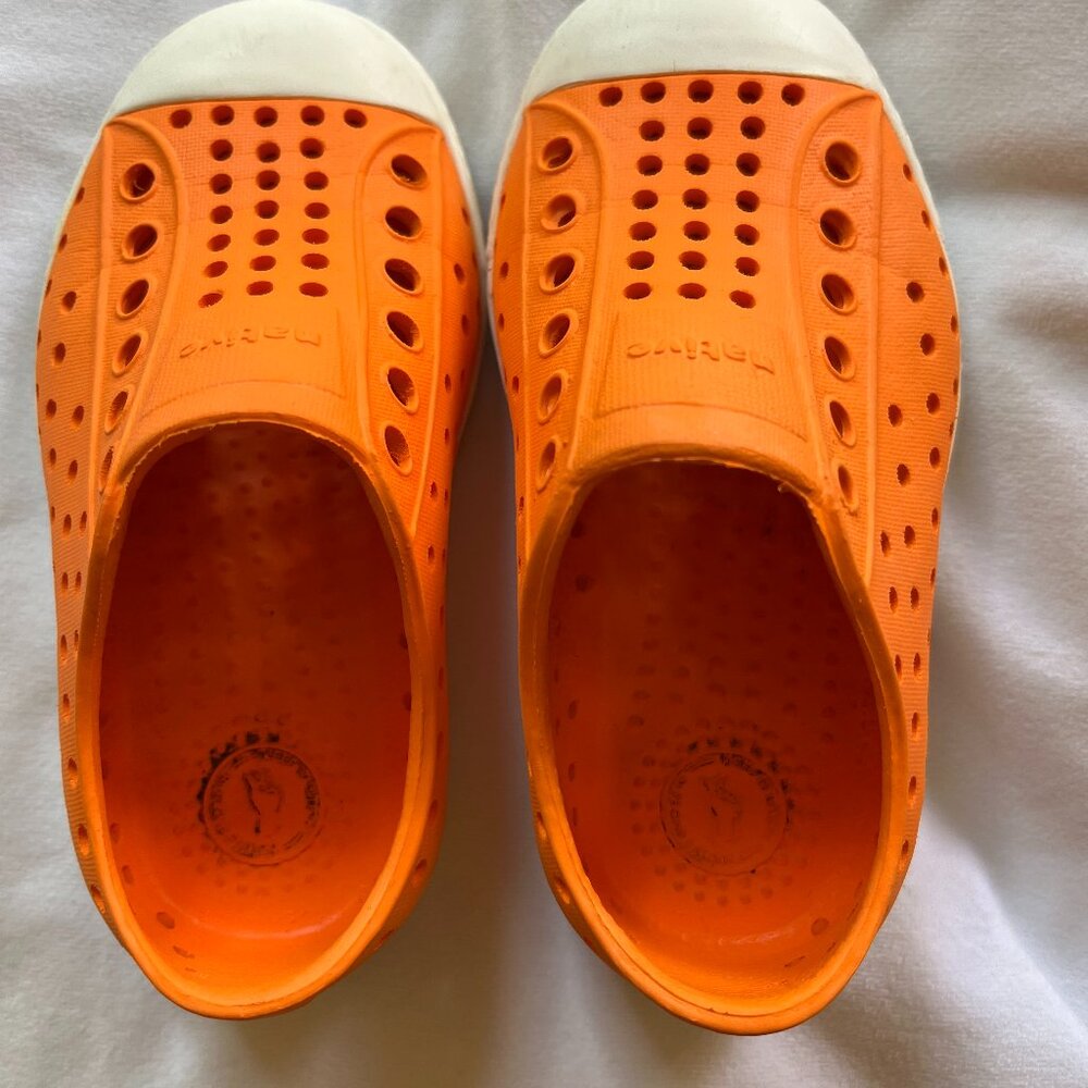 Native Shoe Sz C7